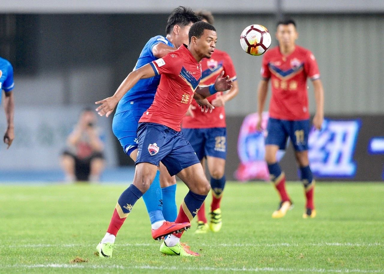 关于集结日欧篮联传出新动向；皇家社会篮板制胜；管理层表态——悬念犹存；赛程密集仍需轮换的信息